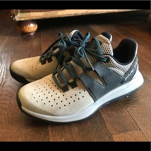 Five Ten Access, size 8.5, but fit like an 8